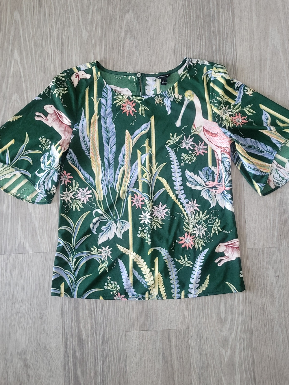 Ann Taylor Green Tropical Botanical Print Short Flowy Sleeve Blouse
